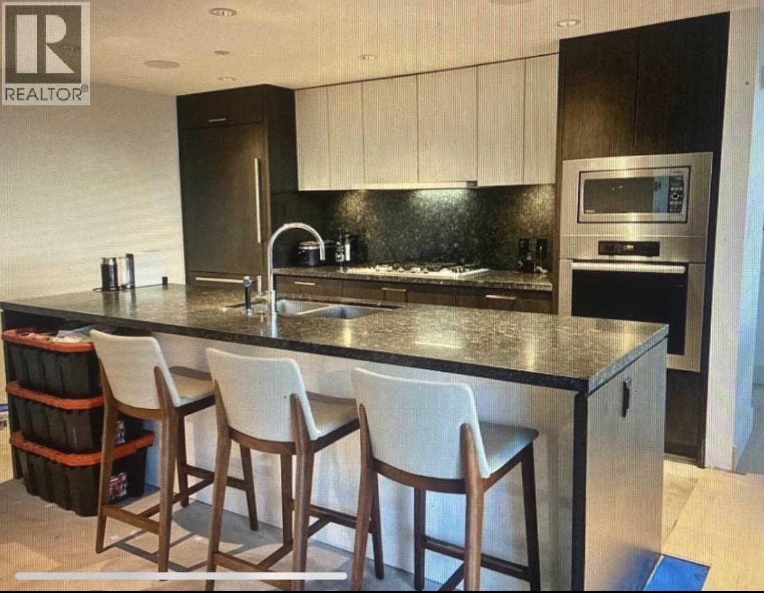 205 120 E 4th Street, North Vancouver, British Columbia  V7L 1H6 - Photo 2 - R3109945