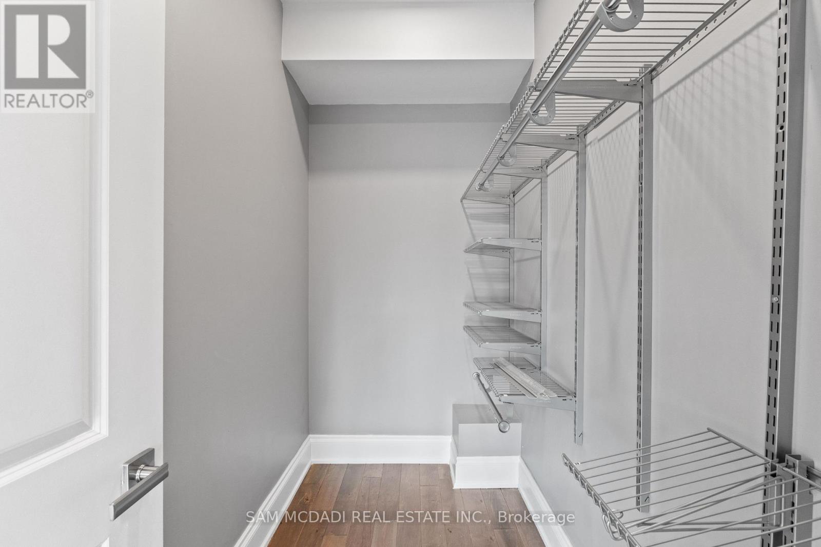 15 Old Oak Drive, Toronto, Ontario M9A 1A3 - Photo 21 - W13004640