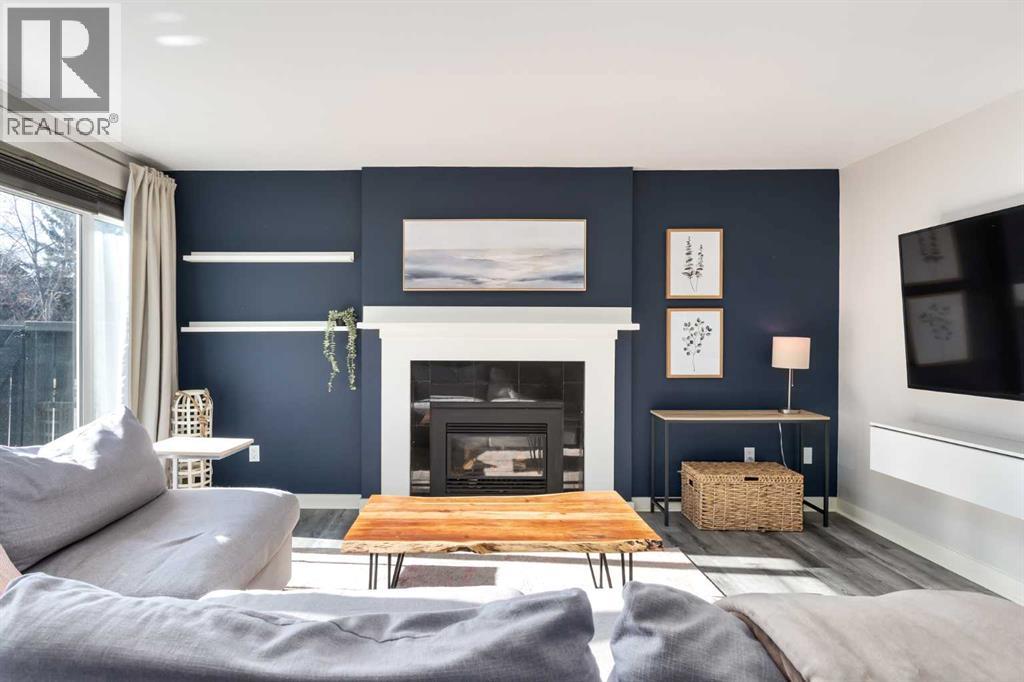 112, 25 Glamis Green Sw, Calgary, Alberta  T3E 6V1 - Photo 4 - A2287121