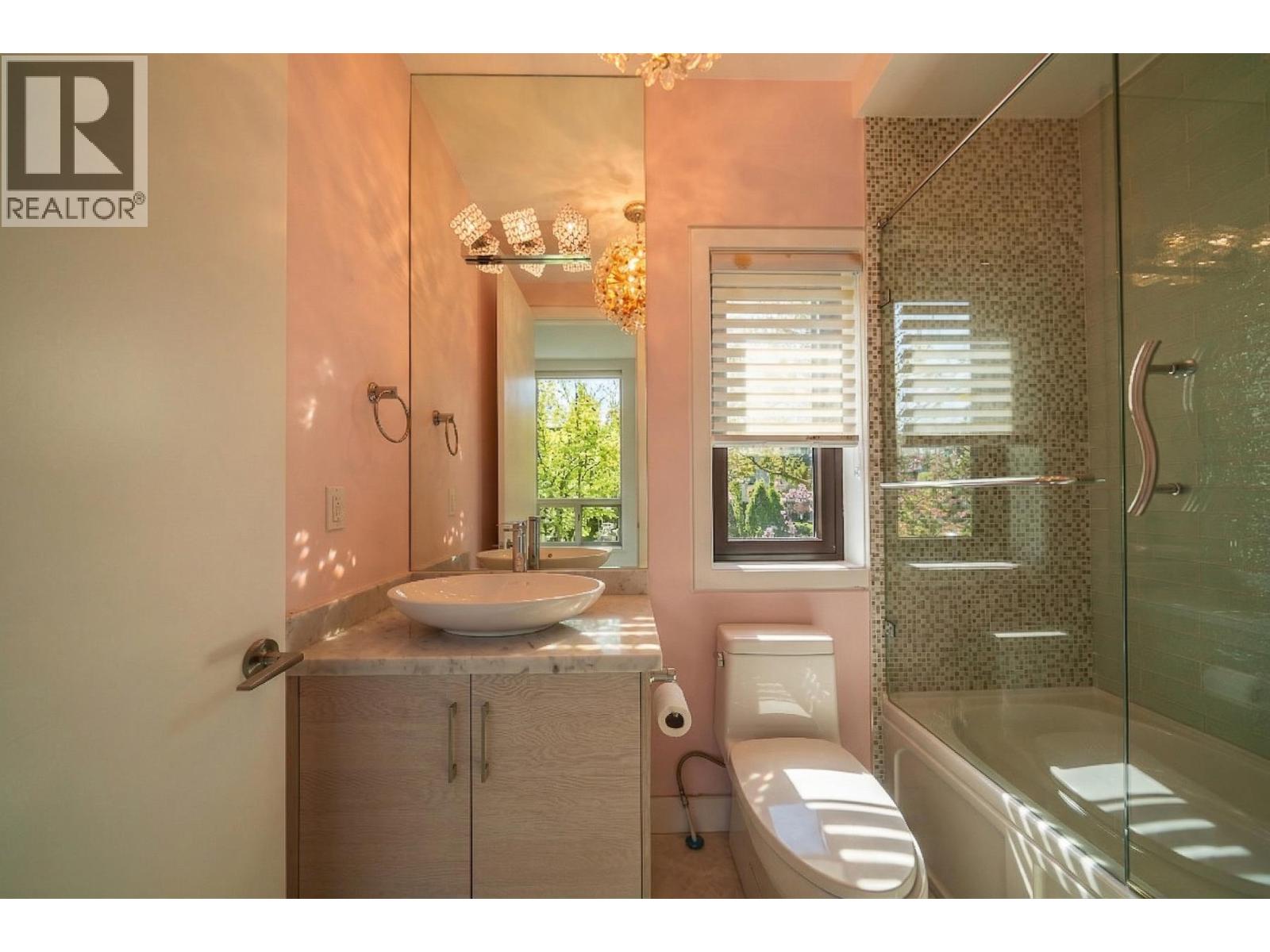 3011 W 27th Avenue, Vancouver, British Columbia  V6L 1W6 - Photo 27 - R3112140