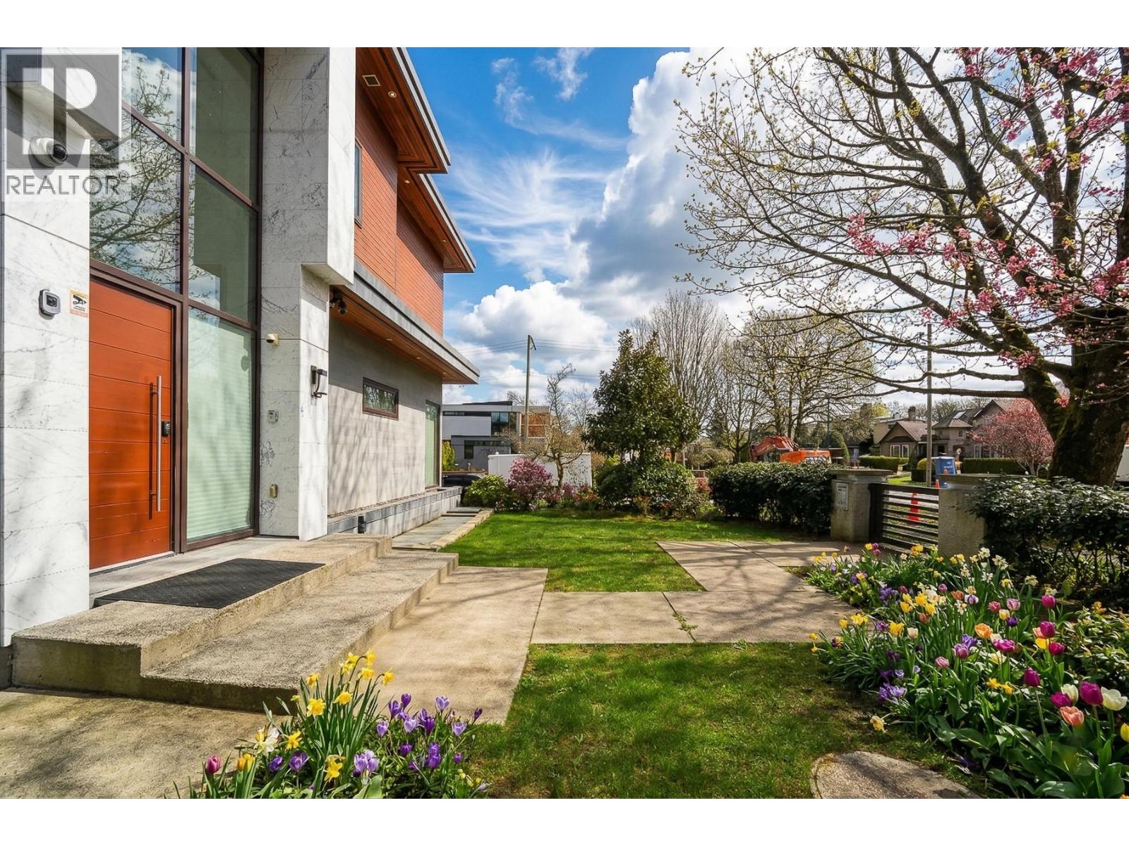 3011 W 27th Avenue, Vancouver, British Columbia  V6L 1W6 - Photo 4 - R3112140