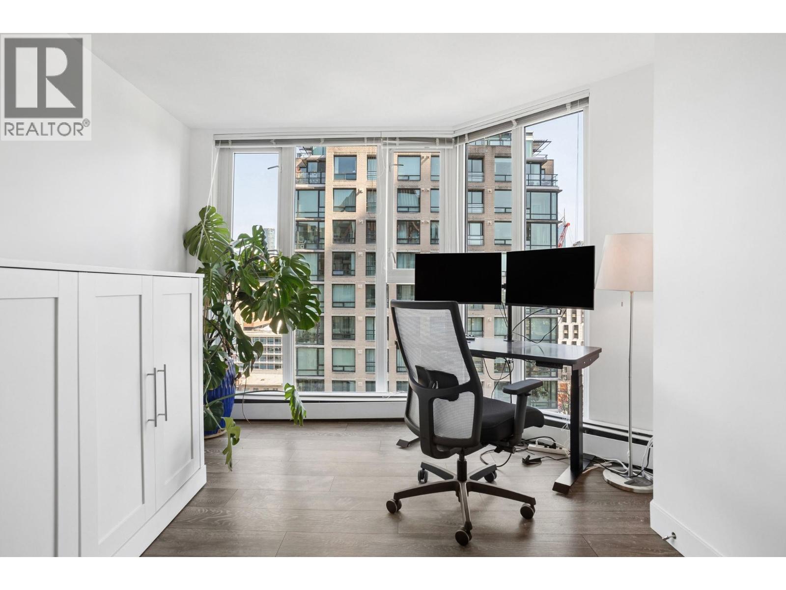 1604 1010 Burnaby Street, Vancouver, British Columbia  V6E 4L8 - Photo 18 - R3110300