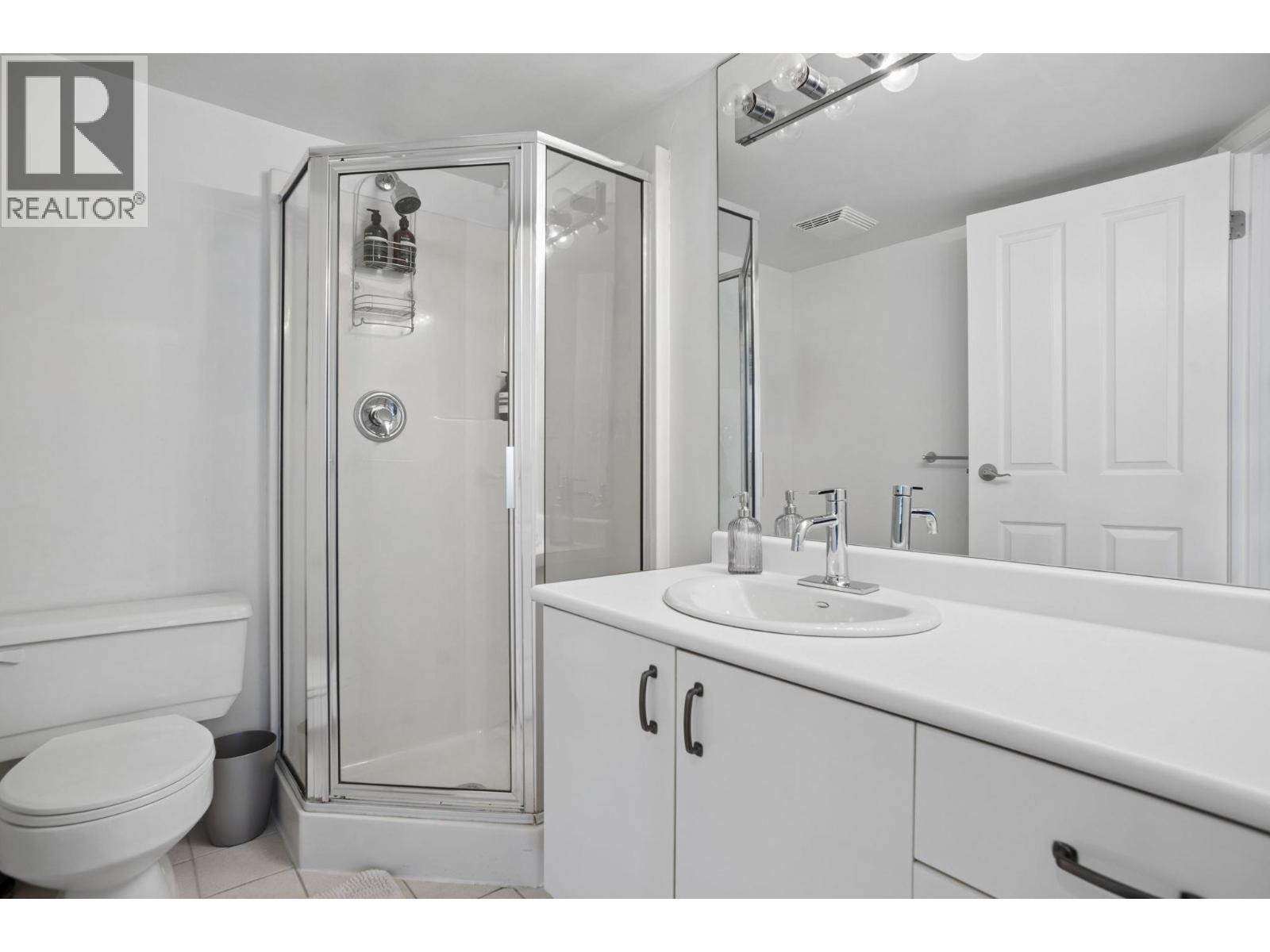 1604 1010 Burnaby Street, Vancouver, British Columbia  V6E 4L8 - Photo 16 - R3110300