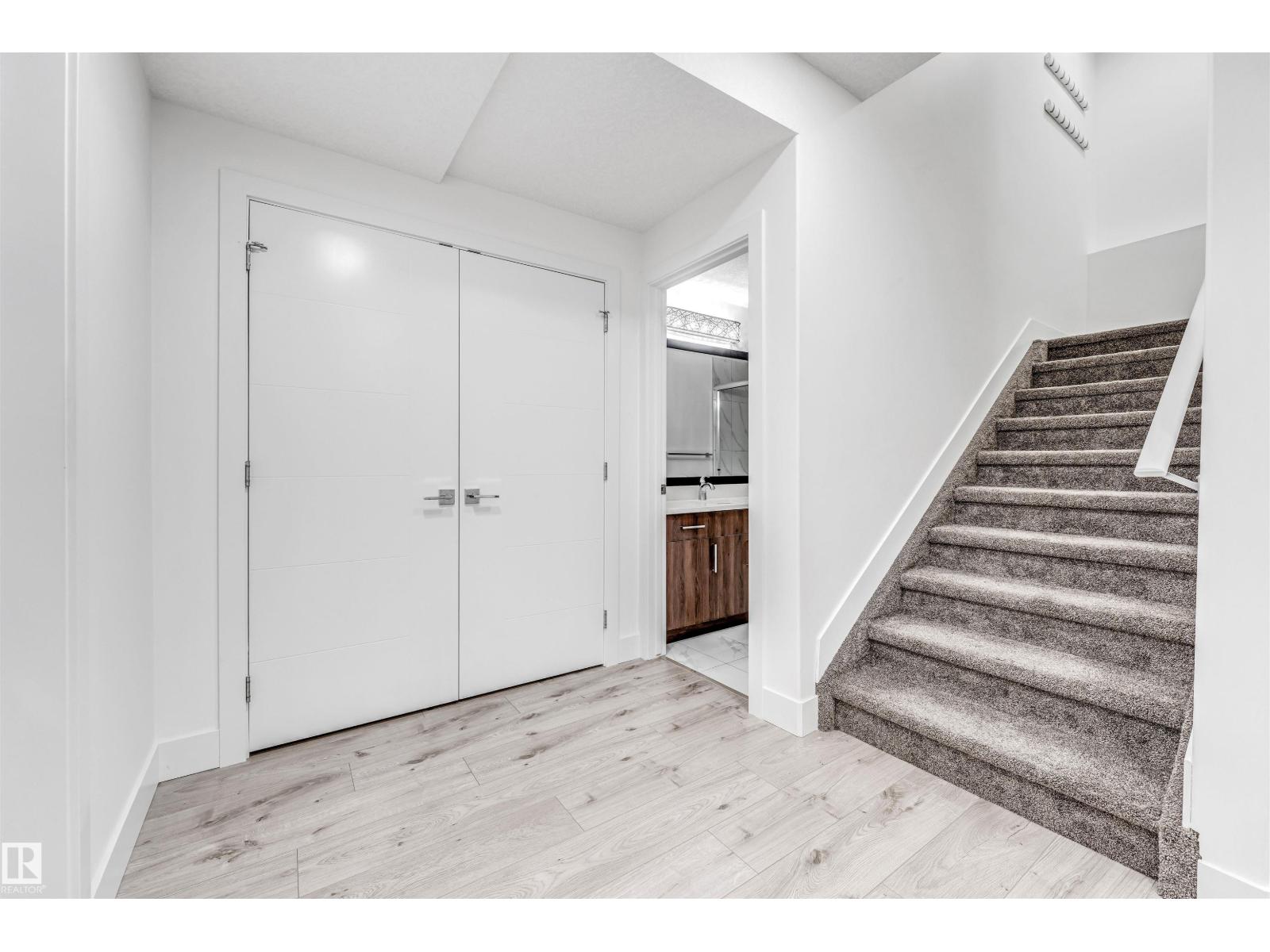 1407 Graydon Hill Wy Sw, Edmonton, Alberta  T6W 3C9 - Photo 40 - E4482193