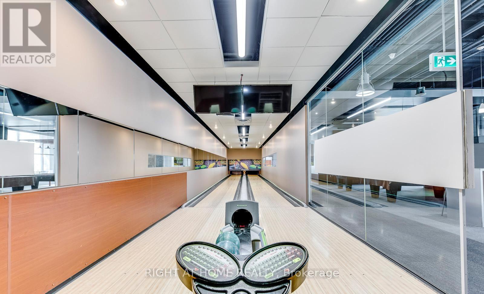 512 - 35 Mariner Terrace, Toronto, Ontario  M5V 3V9 - Photo 13 - C13004792