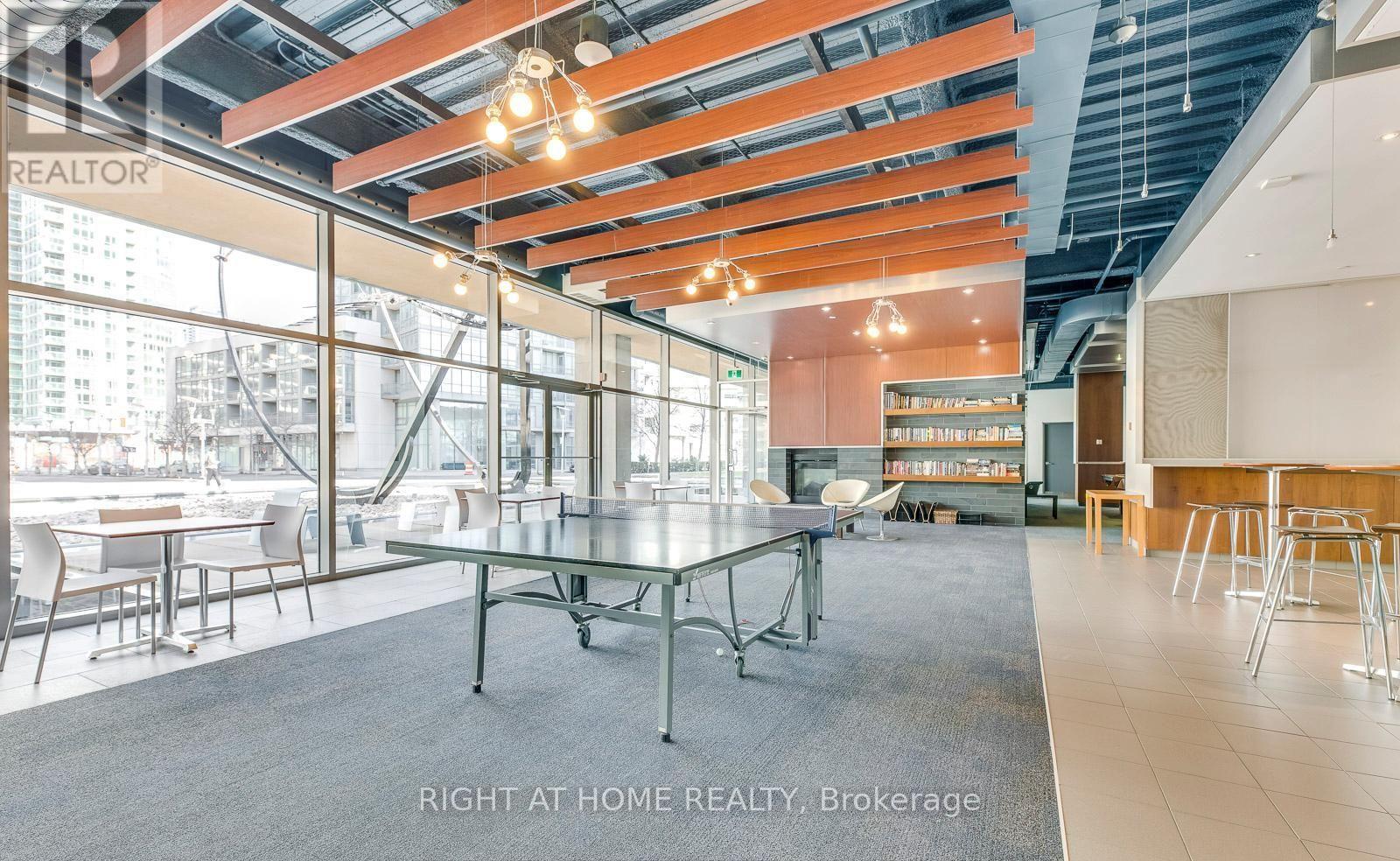 512 - 35 Mariner Terrace, Toronto, Ontario  M5V 3V9 - Photo 19 - C13004792