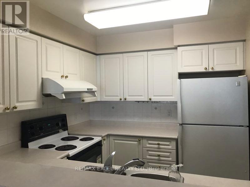 706 - 28 Pemberton Avenue, Toronto, Ontario  M2M 4L1 - Photo 5 - C13004798