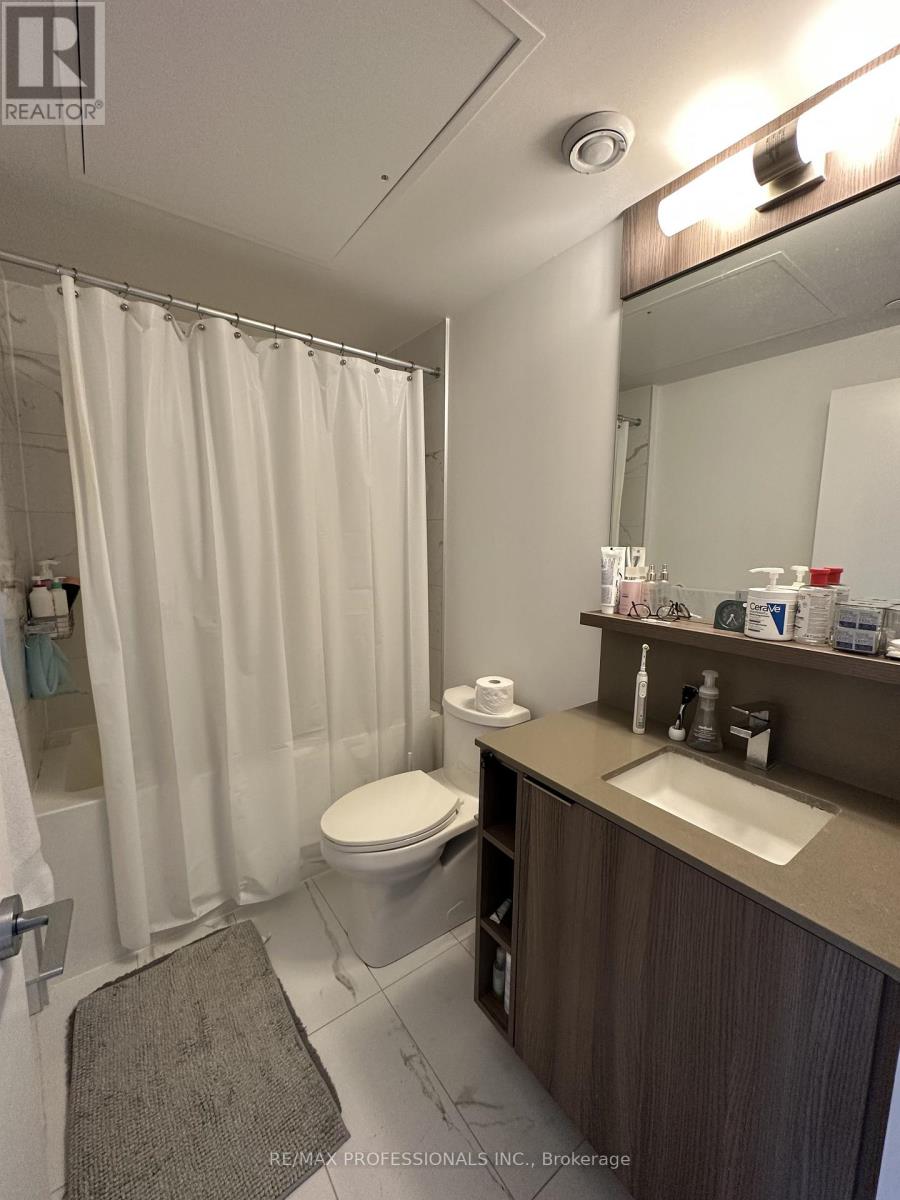 3511 - 85 Wood Street, Toronto, Ontario  M4Y 0E8 - Photo 12 - C13004810