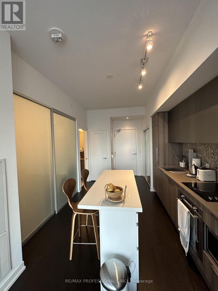 3511 - 85 Wood Street, Toronto, Ontario  M4Y 0E8 - Photo 5 - C13004810