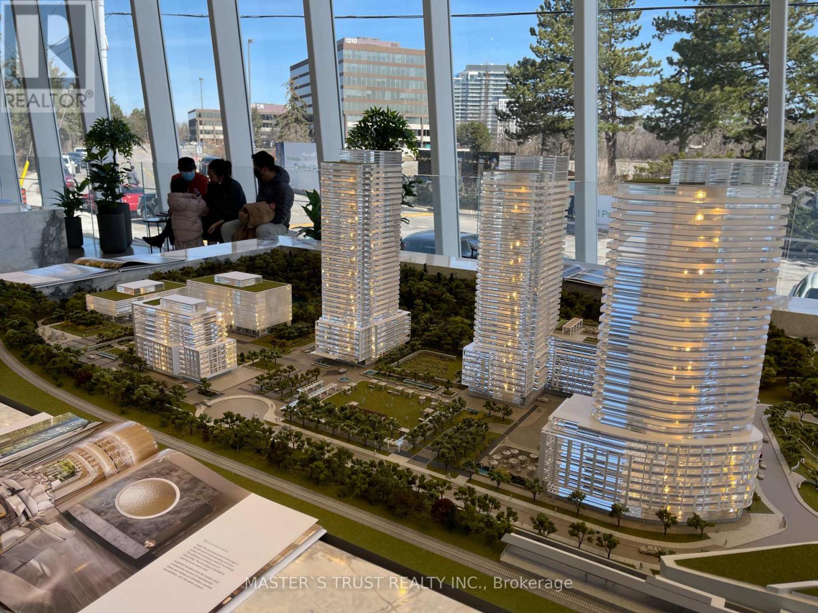 812 - 29 Green Trail Court, Toronto, Ontario  M2K 0J9 - Photo 24 - C13004836