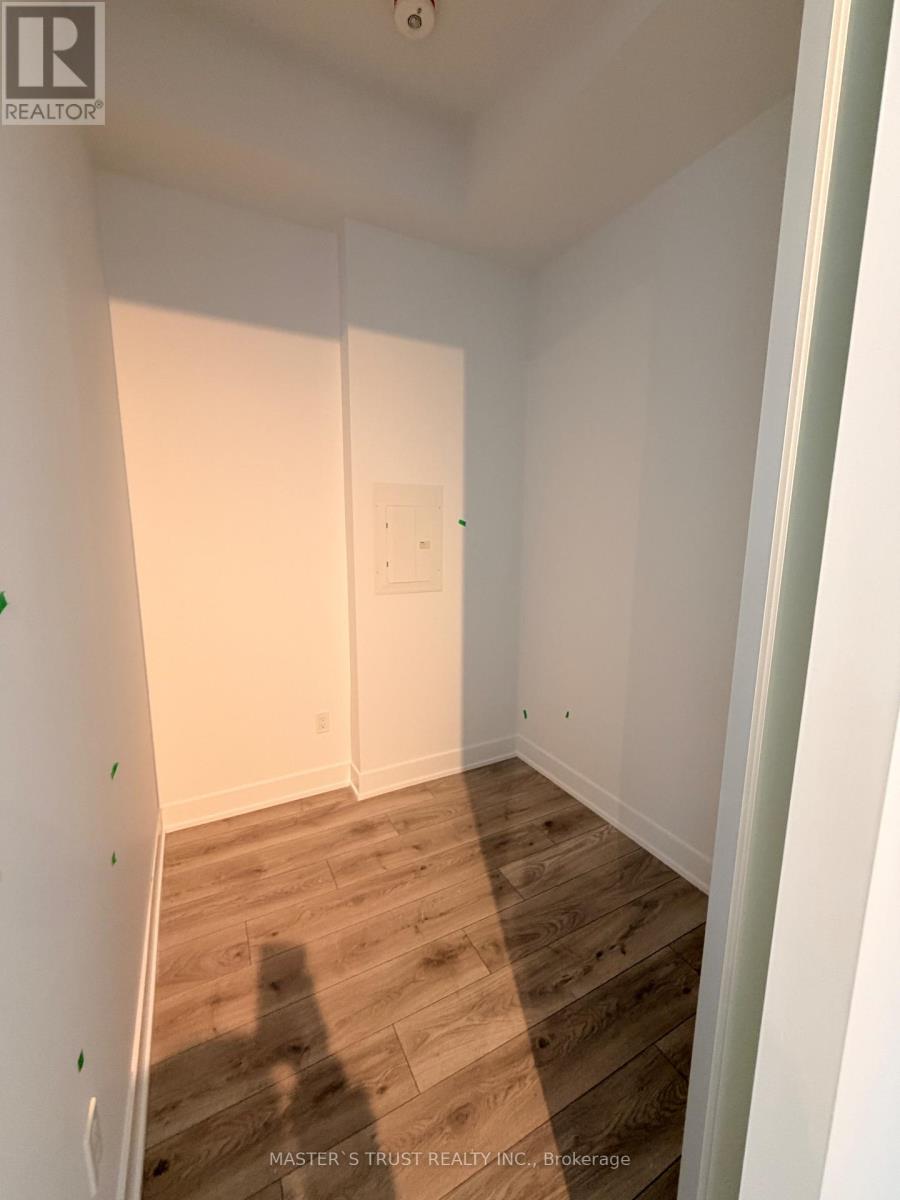 812 - 29 Green Trail Court, Toronto, Ontario  M2K 0J9 - Photo 9 - C13004836