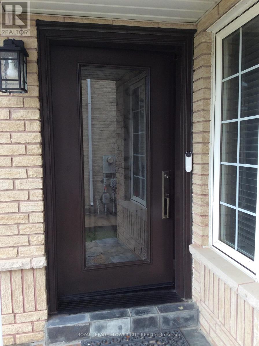 30 Condotti Drive, Vaughan, Ontario  L4H 2C8 - Photo 11 - N12987158