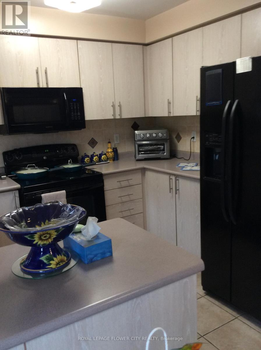 30 Condotti Drive, Vaughan, Ontario  L4H 2C8 - Photo 23 - N12987158