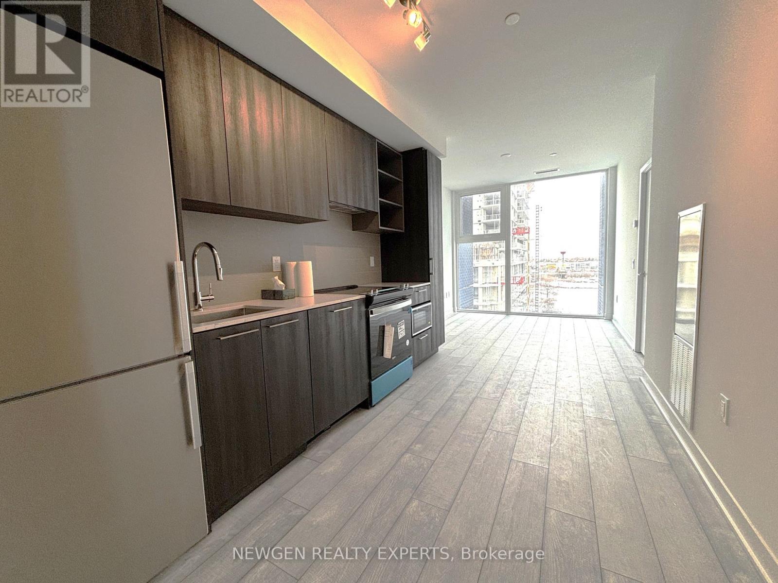 701 - 260 Malta Avenue, Brampton, Ontario  L6Y 0B5 - Photo 3 - W13004812