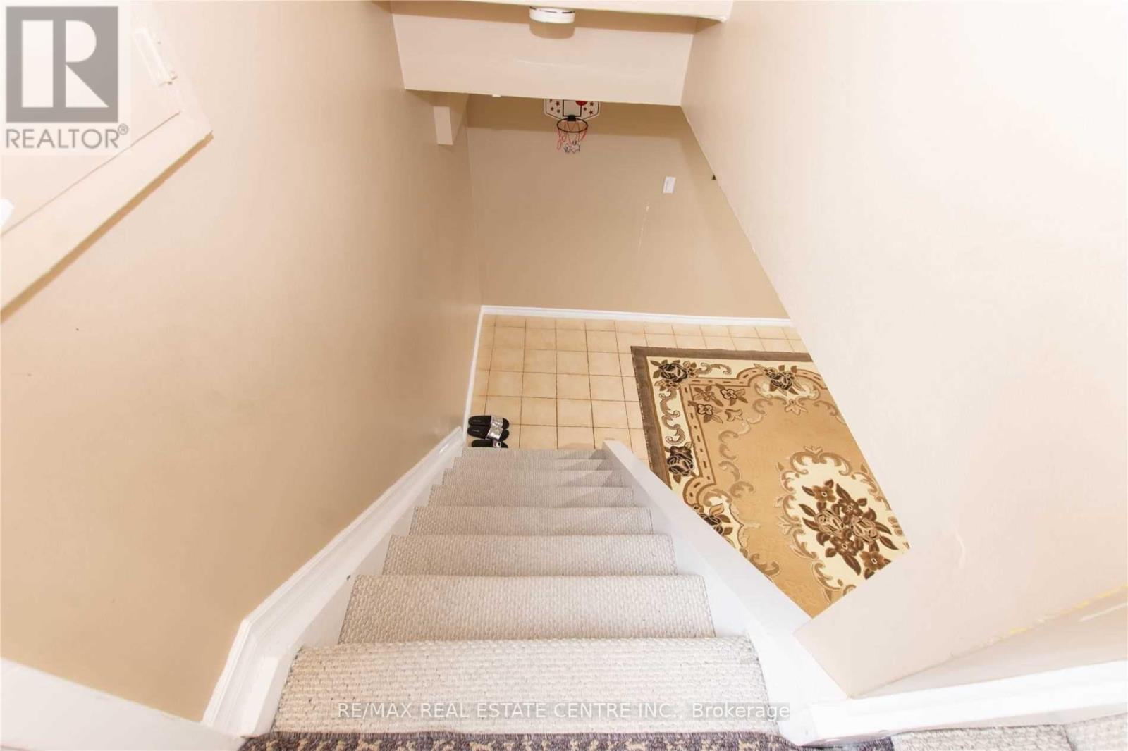 539 Weynway Court, Oakville, Ontario  L6L 4G8 - Photo 15 - W13004820