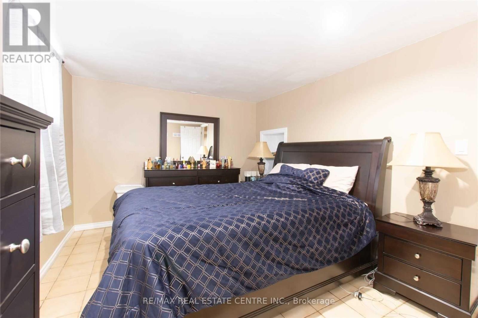 539 Weynway Court, Oakville, Ontario  L6L 4G8 - Photo 19 - W13004820