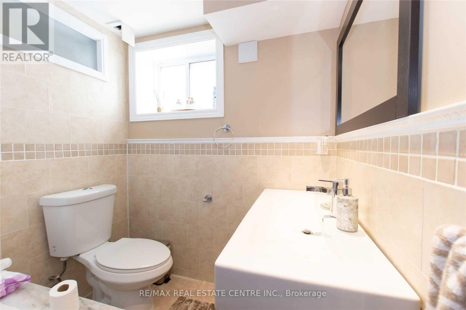 539 Weynway Court, Oakville, Ontario  L6L 4G8 - Photo 21 - W13004820