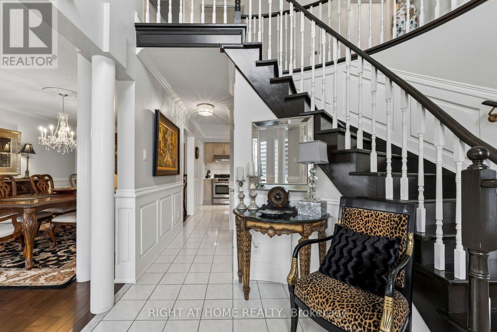 39 Banner Road, Brampton, Ontario  L6X 4K8 - Photo 8 - W13004824