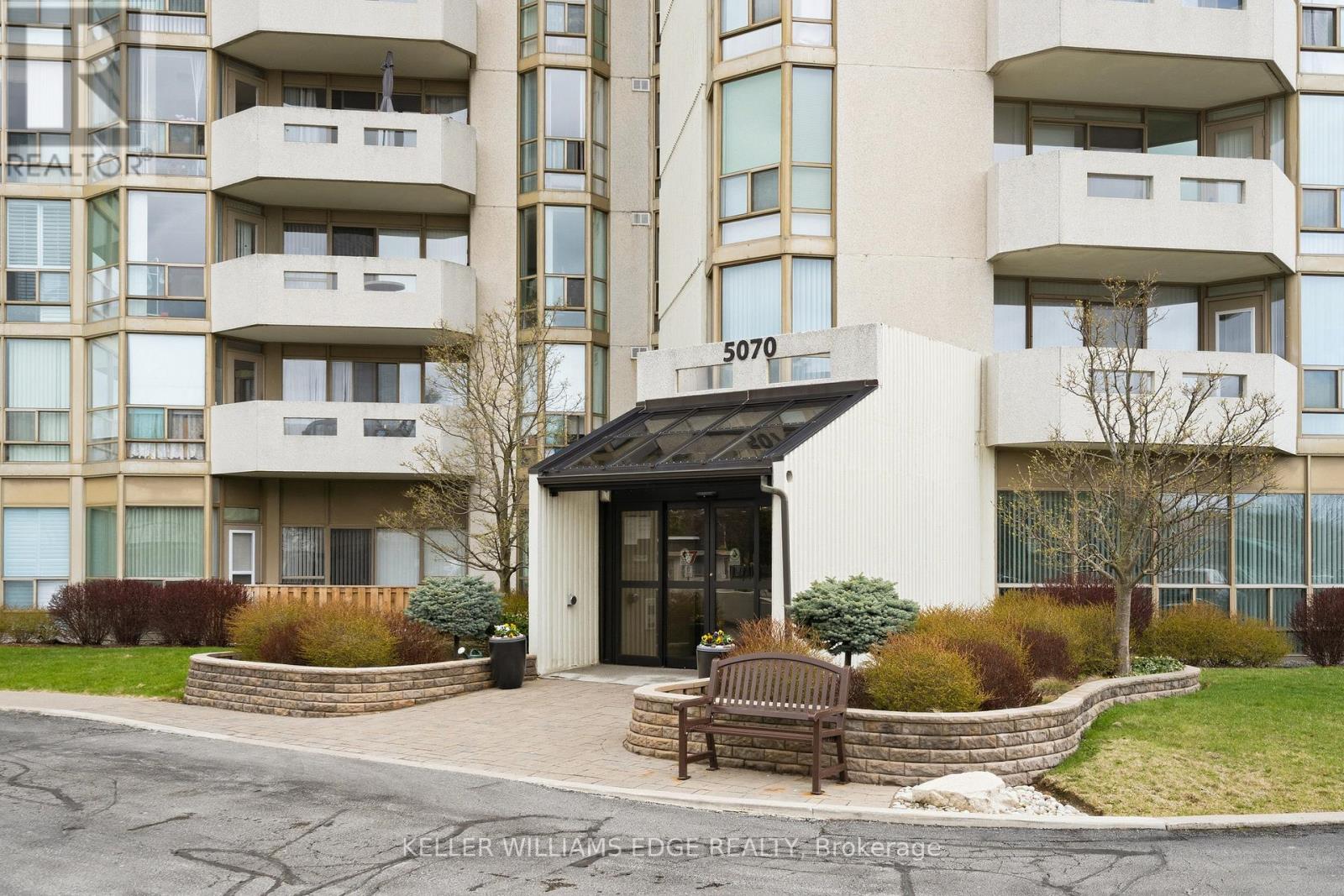 407 - 5070 Pinedale Avenue, Burlington, Ontario  L7L 5V6 - Photo 2 - W13004830