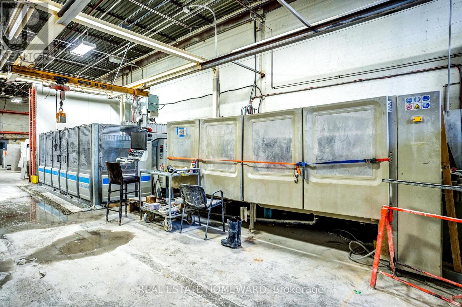 Unit 3 - 170 Bovaird Drive W, Brampton, Ontario  L7A 0H3 - Photo 17 - W13004834