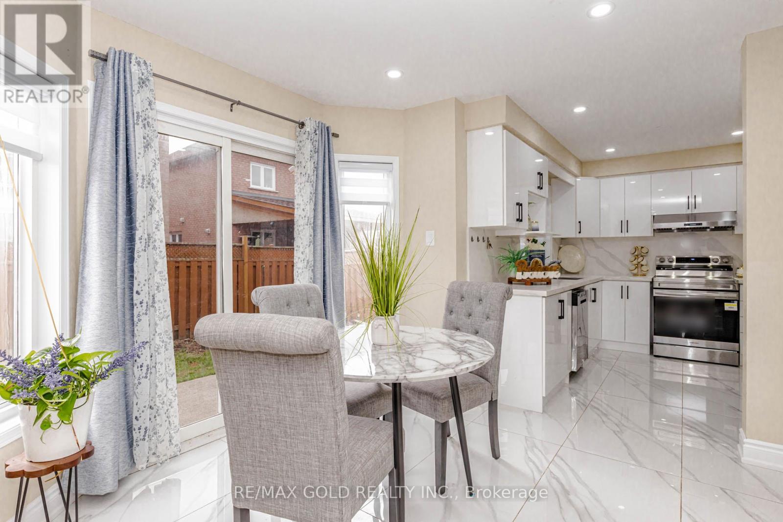 23 Wild Indigo Crescent, Brampton, Ontario  L6R 2J9 - Photo 17 - W13004840