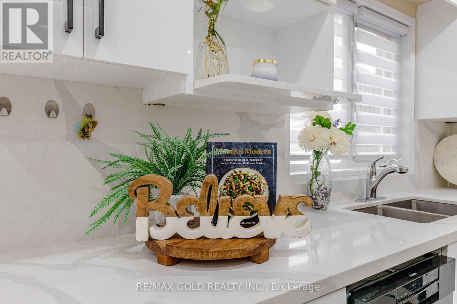 23 Wild Indigo Crescent, Brampton, Ontario  L6R 2J9 - Photo 19 - W13004840