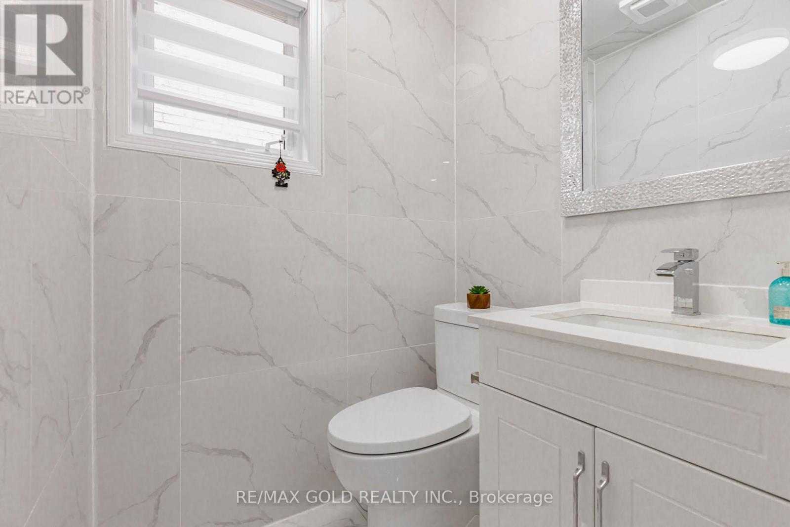 23 Wild Indigo Crescent, Brampton, Ontario  L6R 2J9 - Photo 27 - W13004840