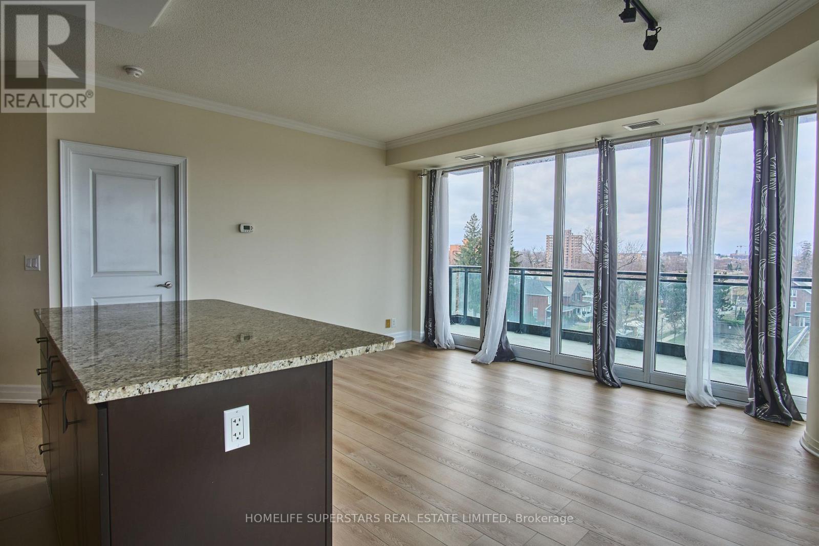 509 - 100 John Street, Brampton, Ontario  L6W 0A8 - Photo 23 - W13004852