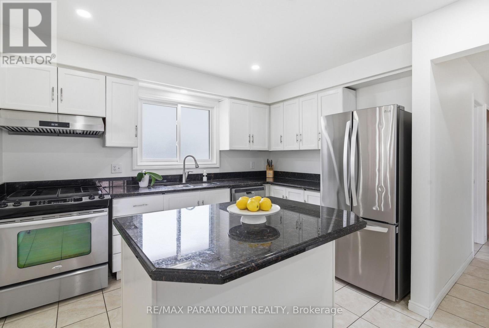 1262 Upper Gage Avenue, Hamilton, Ontario  L8W 1E4 - Photo 12 - X13004802