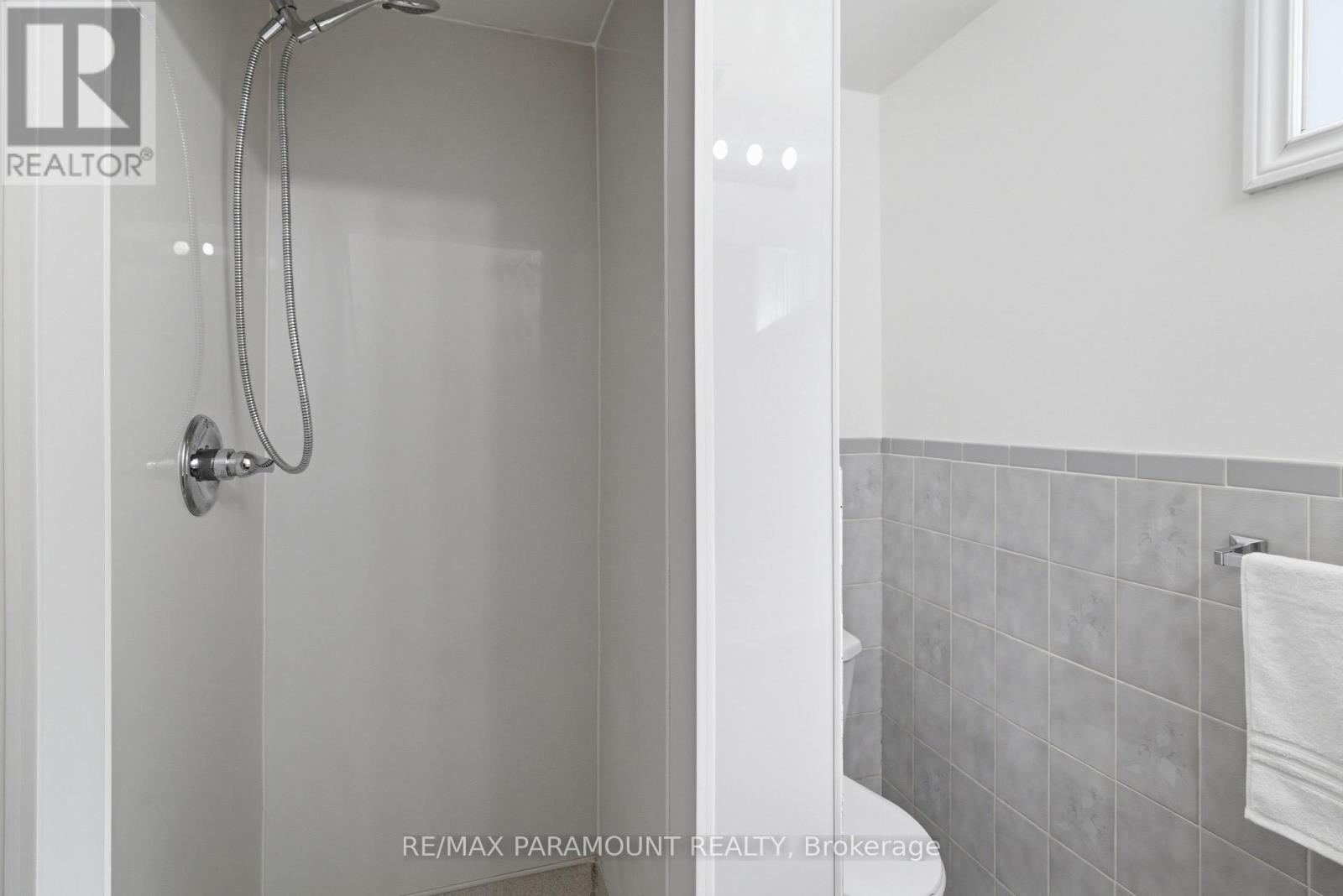 1262 Upper Gage Avenue, Hamilton, Ontario  L8W 1E4 - Photo 40 - X13004802