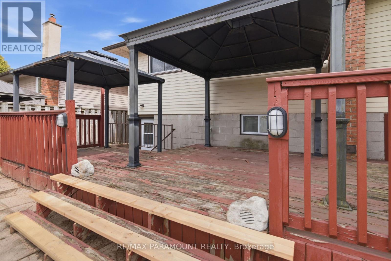 1262 Upper Gage Avenue, Hamilton, Ontario  L8W 1E4 - Photo 44 - X13004802