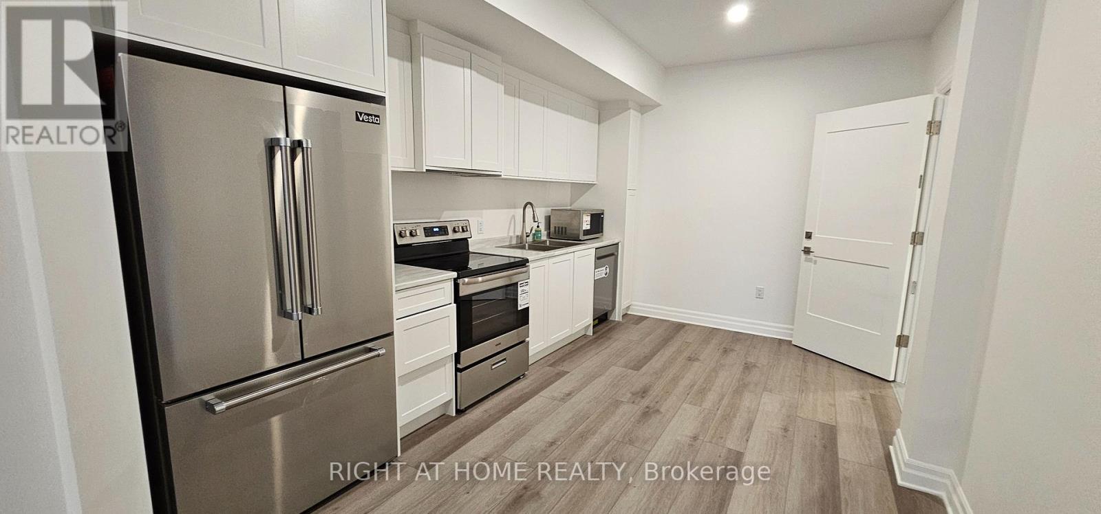 Main - 7499 Marvel Drive, Niagara Falls, Ontario  L2H 3V8 - Photo 3 - X13004838