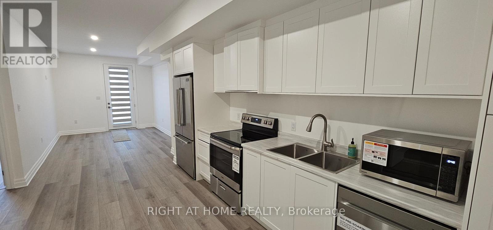 Main - 7499 Marvel Drive, Niagara Falls, Ontario  L2H 3V8 - Photo 4 - X13004838