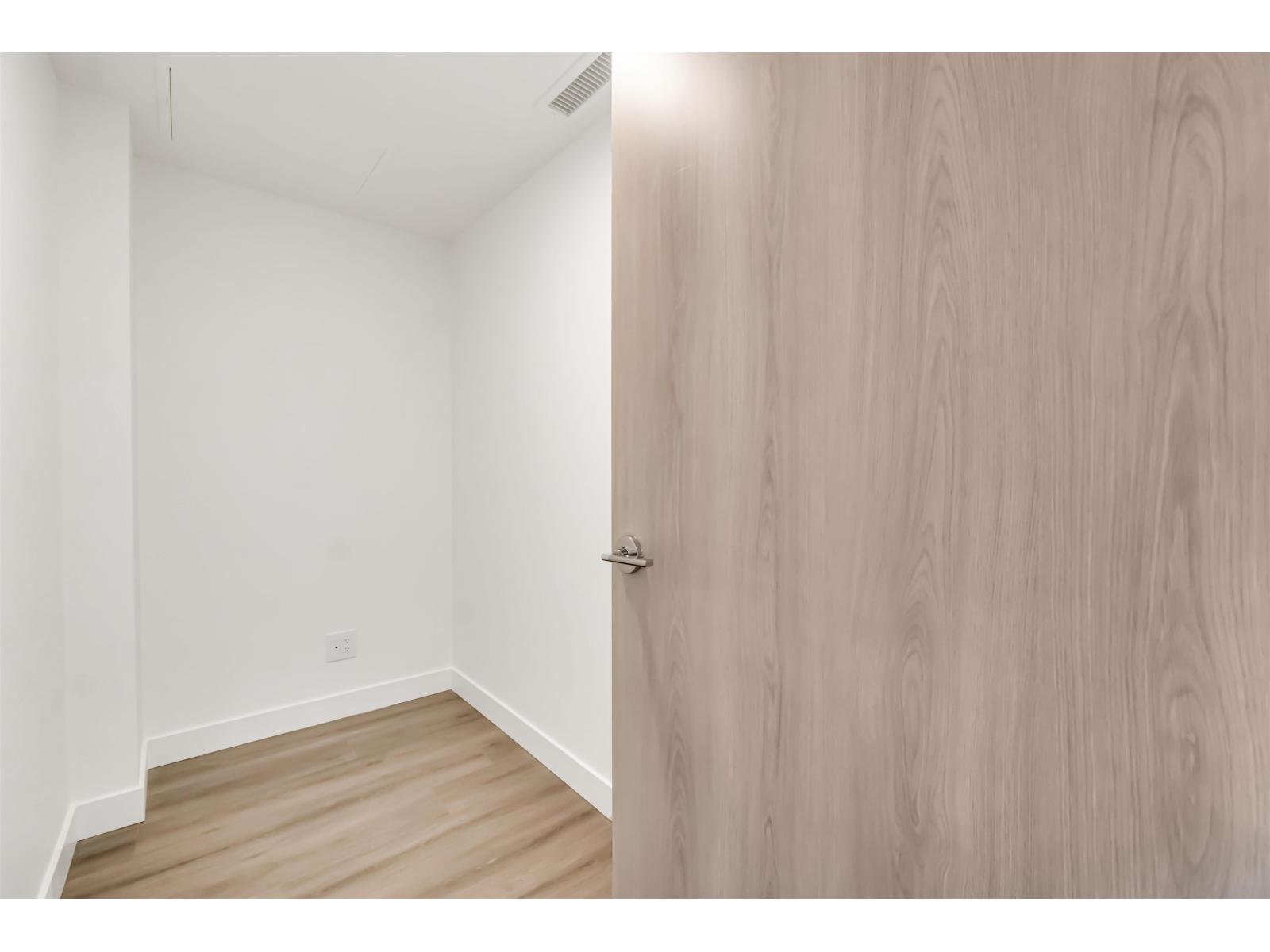 2903 10750 135a Street, Surrey, British Columbia  V3T 0V4 - Photo 19 - R3088655