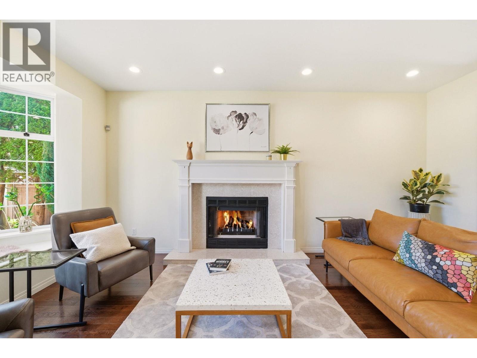 4063 Shone Road, North Vancouver, British Columbia  V7G 2N4 - Photo 4 - R3110489