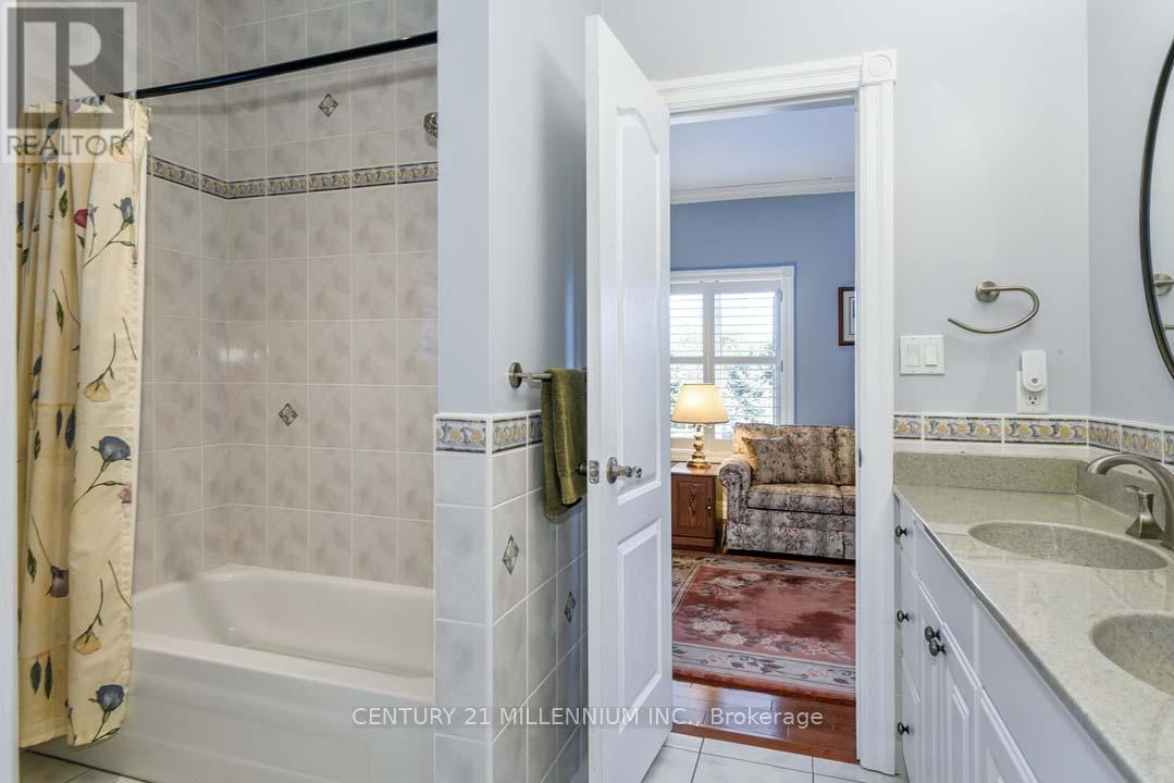 8 Castlewood Court, Caledon, Ontario  L7K 0C1 - Photo 31 - W12864650