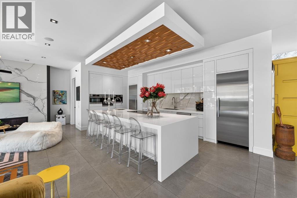 31 Windsor Crescent SW, Calgary, Alberta  T2V 1V5 - Photo 3 - A2298088