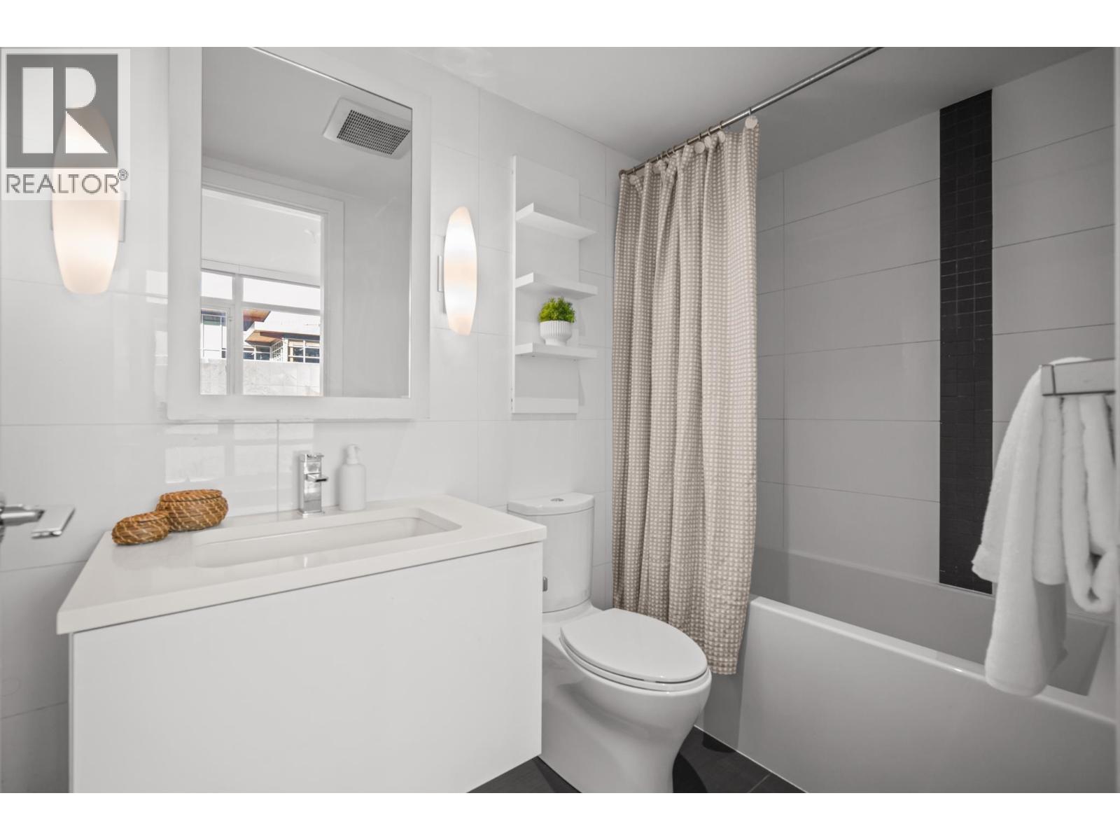 305 1775 Quebec Street, Vancouver, British Columbia  V5T 0E3 - Photo 21 - R3099937