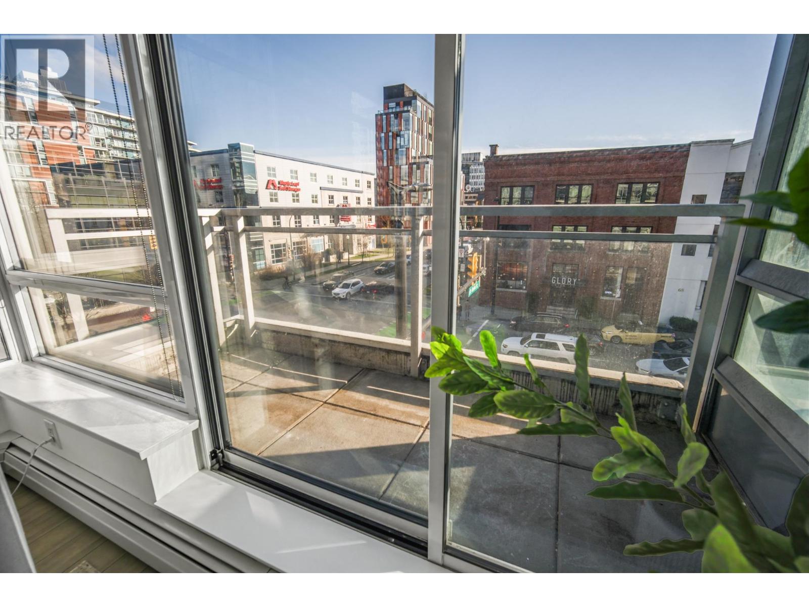 305 1775 Quebec Street, Vancouver, British Columbia  V5T 0E3 - Photo 7 - R3099937