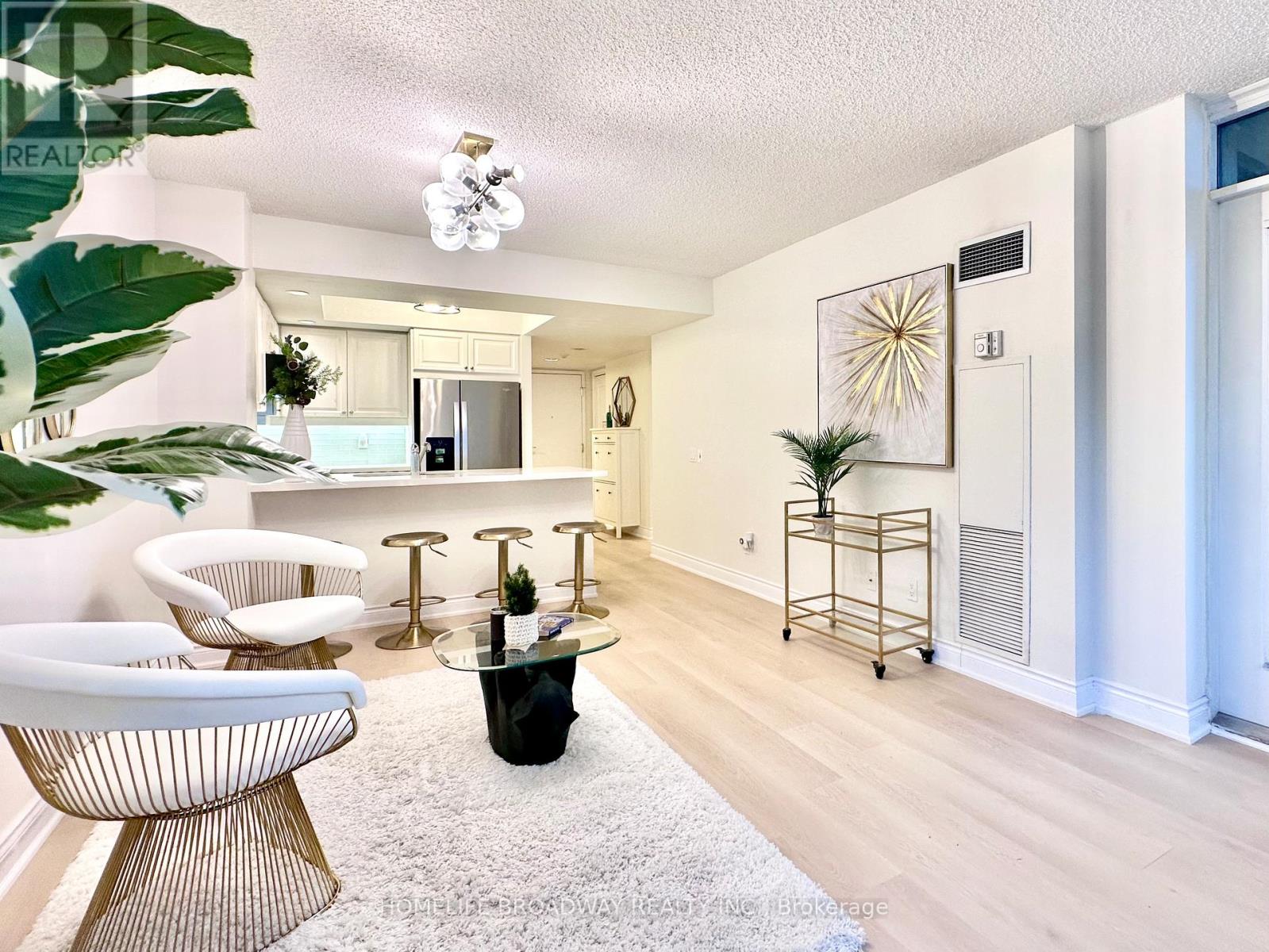 521 - 15 Northtown Way, Toronto, Ontario  M2N 7A2 - Photo 3 - C13004864