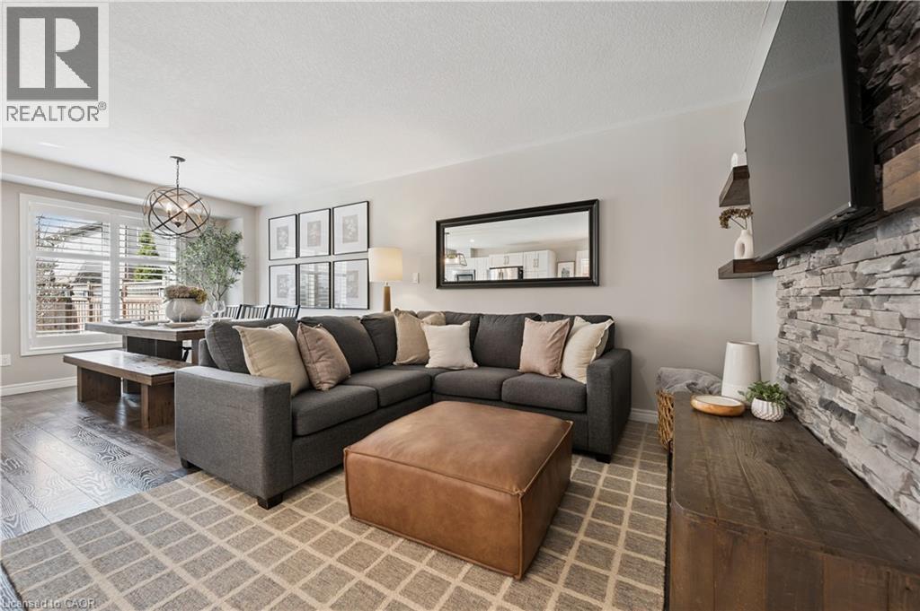 346 Finoro Crescent, Elmira, Ontario  N3B 1N3 - Photo 5 - 40821316