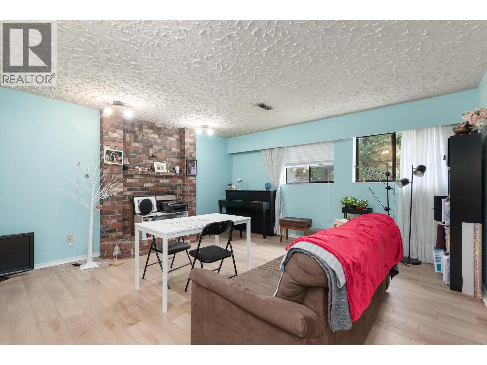 2950 Keets Drive, Coquitlam, British Columbia  V3C 4R6 - Photo 29 - R3110764