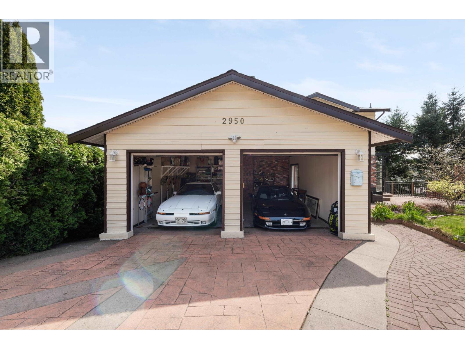 2950 Keets Drive, Coquitlam, British Columbia  V3C 4R6 - Photo 37 - R3110764