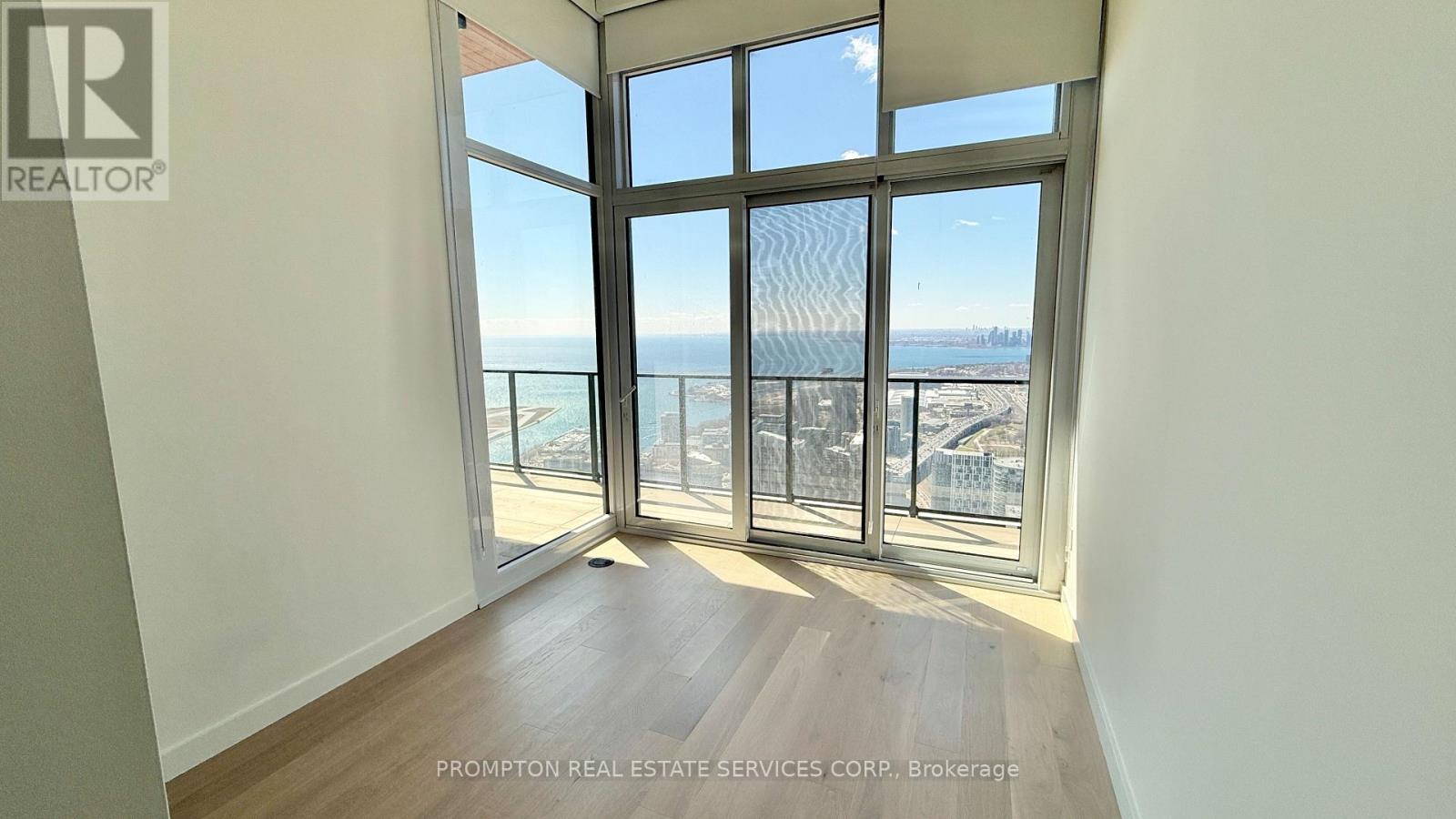 8101 - 3 Concord Cityplace Way, Toronto, Ontario  M5V 0X4 - Photo 11 - C13004878