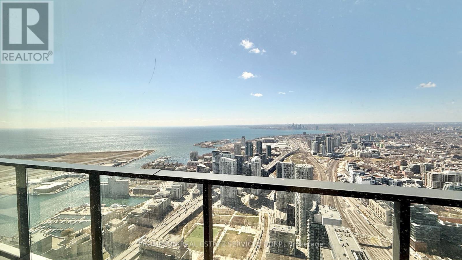 8101 - 3 Concord Cityplace Way, Toronto, Ontario  M5V 0X4 - Photo 13 - C13004878