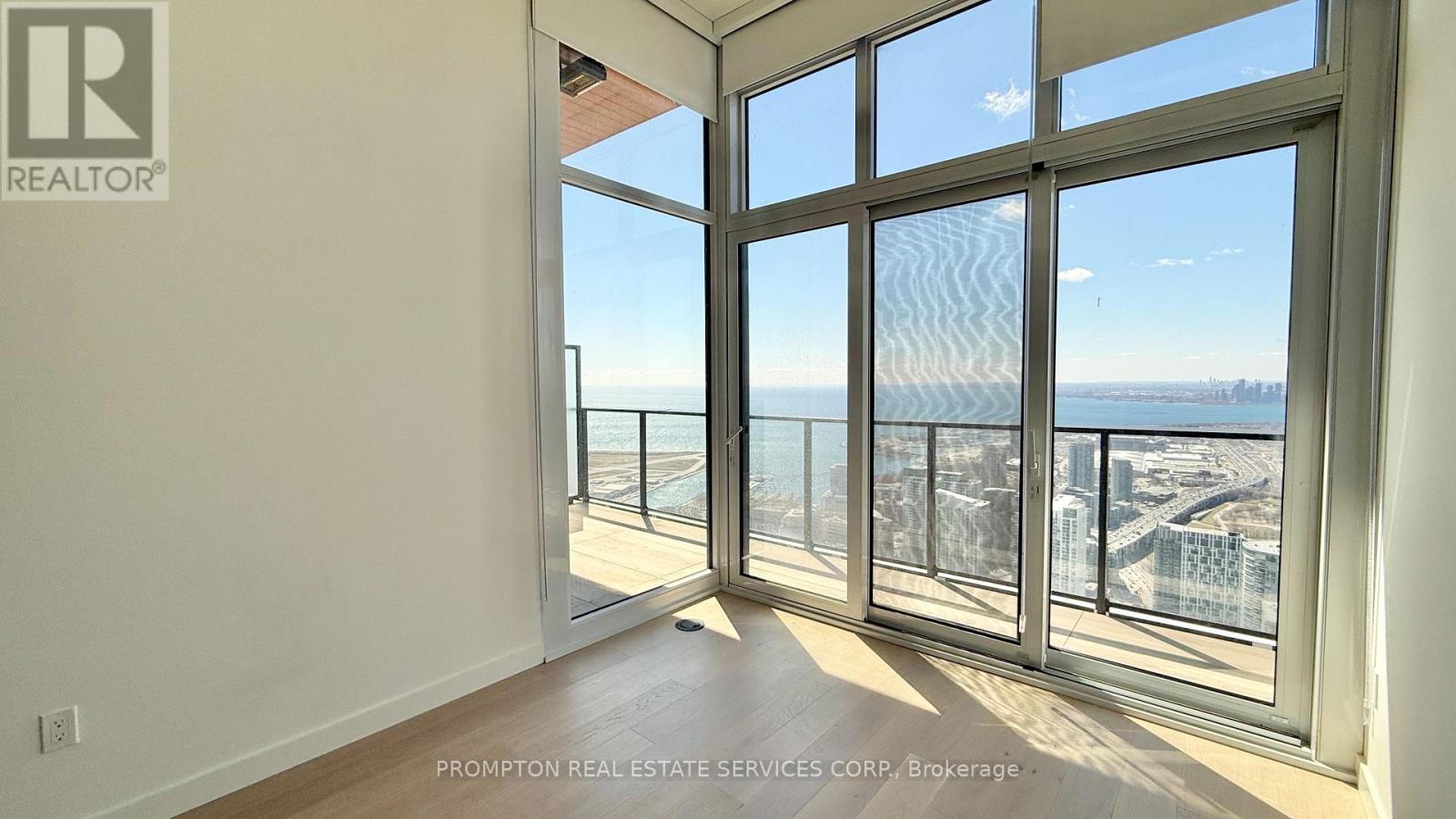 8101 - 3 Concord Cityplace Way, Toronto, Ontario  M5V 0X4 - Photo 15 - C13004878