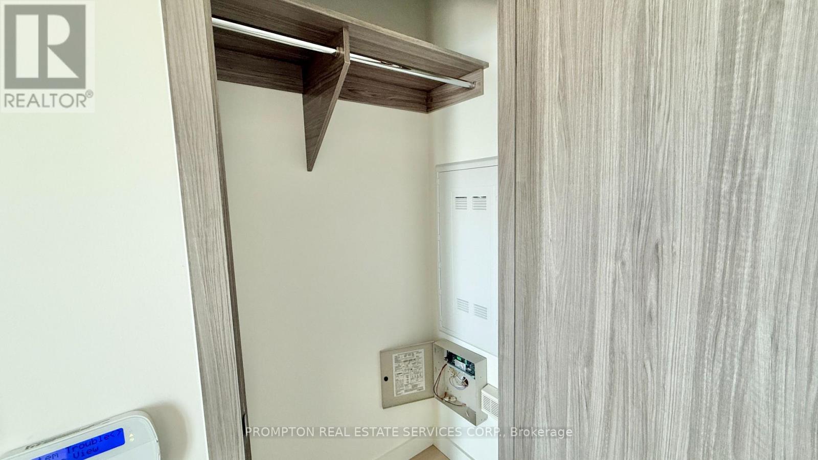 8101 - 3 Concord Cityplace Way, Toronto, Ontario  M5V 0X4 - Photo 19 - C13004878