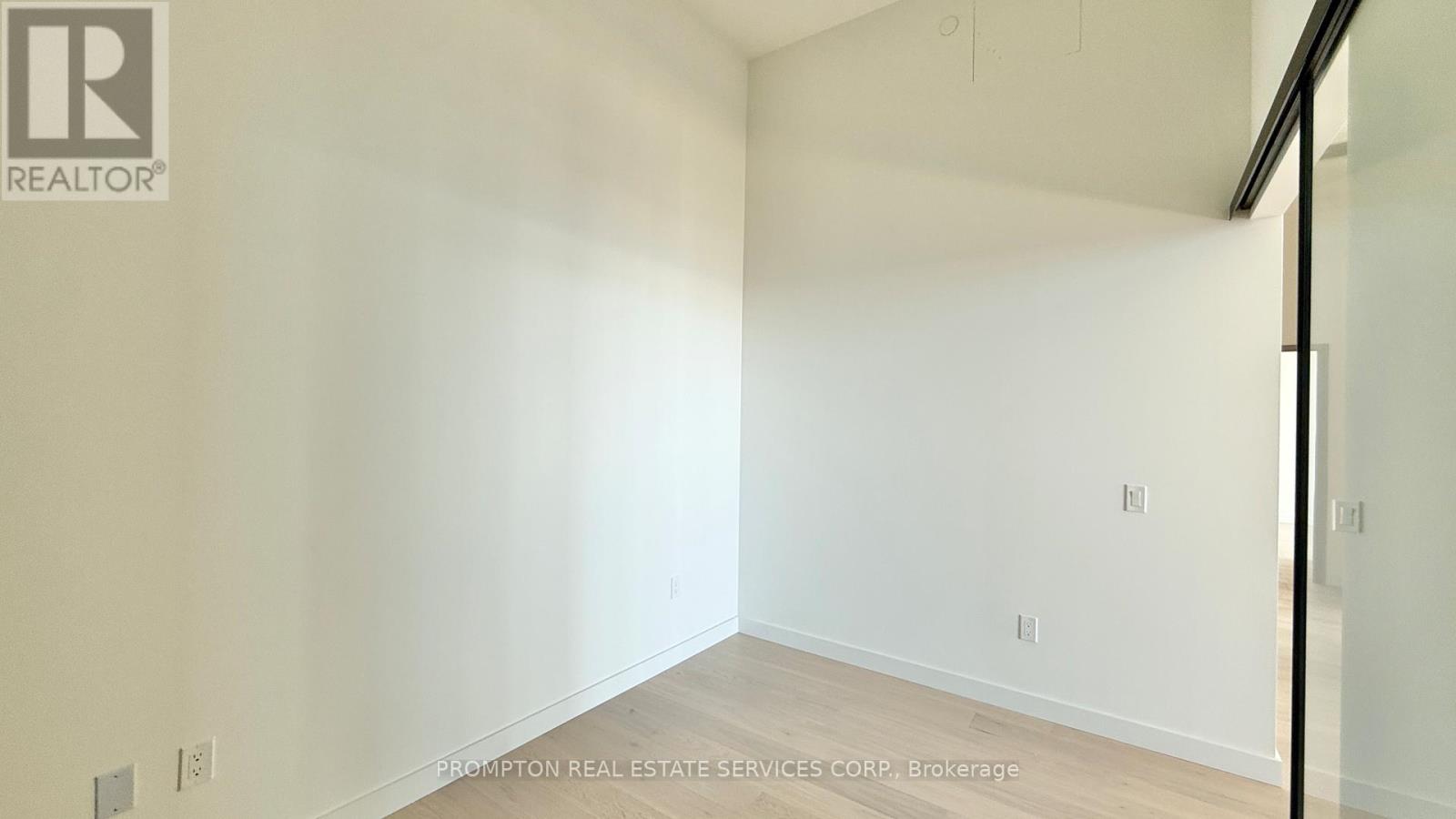 8101 - 3 Concord Cityplace Way, Toronto, Ontario  M5V 0X4 - Photo 23 - C13004878