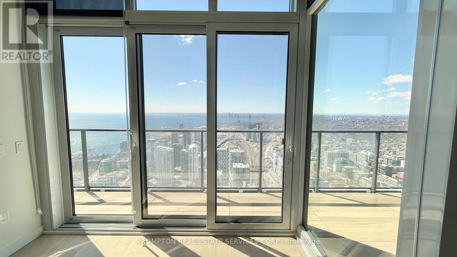 8101 - 3 Concord Cityplace Way, Toronto, Ontario  M5V 0X4 - Photo 25 - C13004878