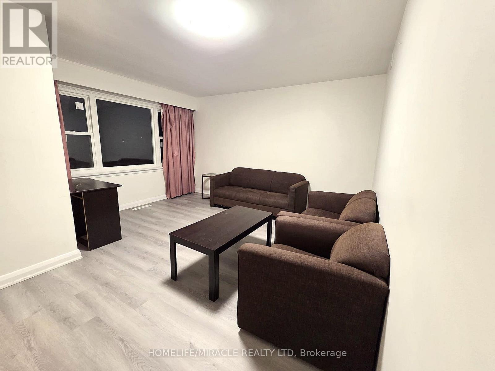 Main - 94 Taunton Road W, Oshawa, Ontario  L1G 3T2 - Photo 2 - E13004886